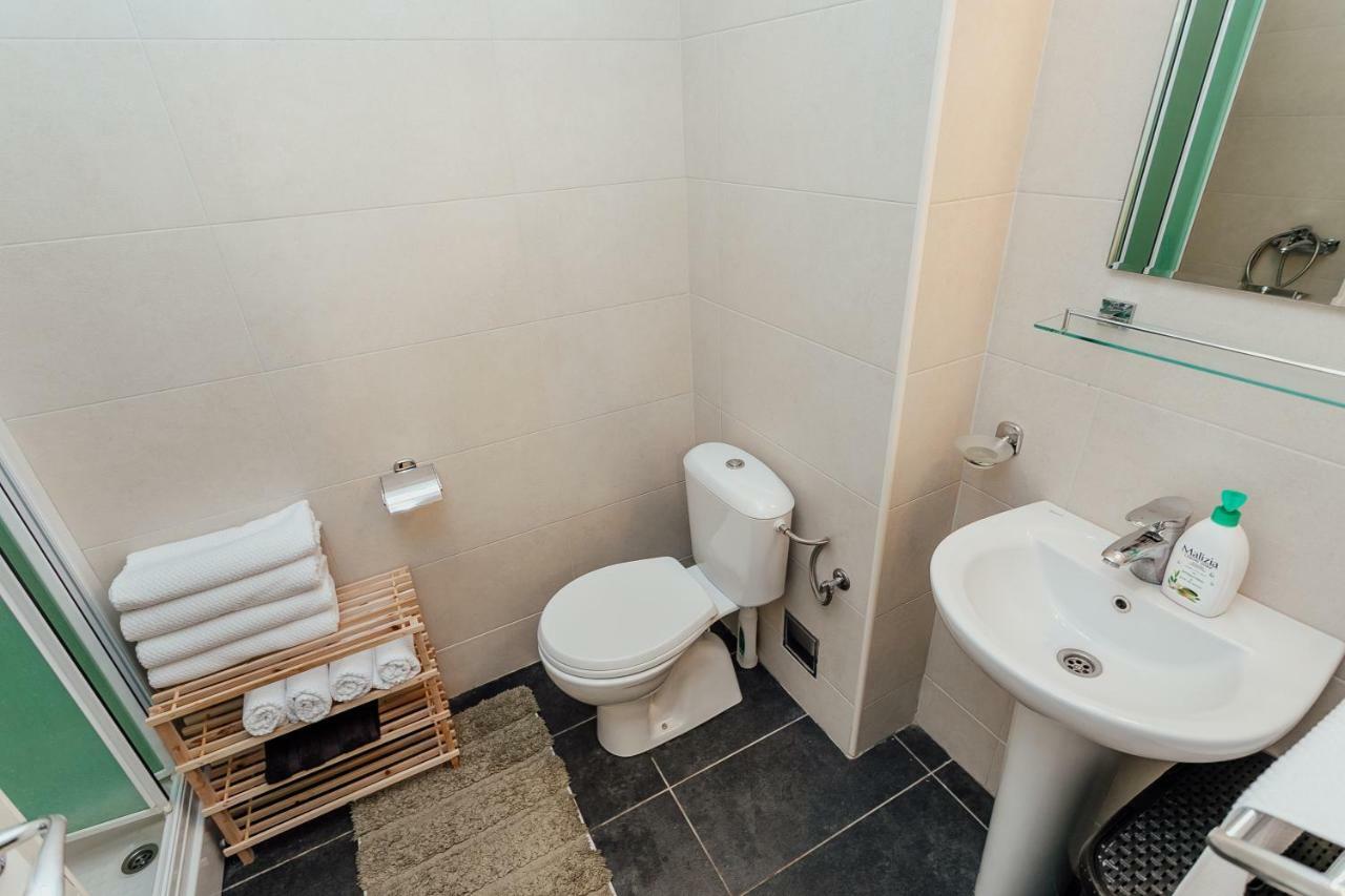 Ferienwohnung Acacia Hill A3 Ðenovići Exterior foto