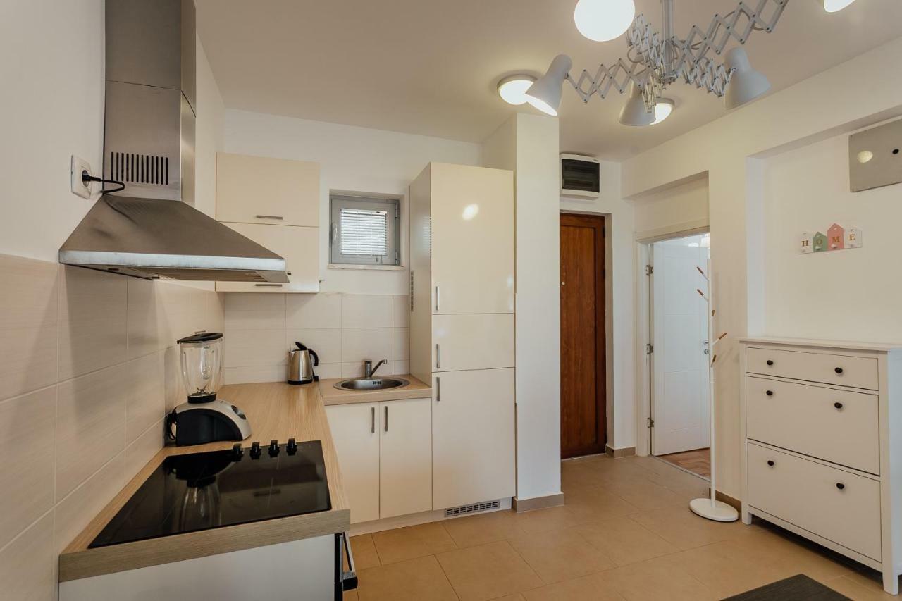 Ferienwohnung Acacia Hill A3 Ðenovići Exterior foto