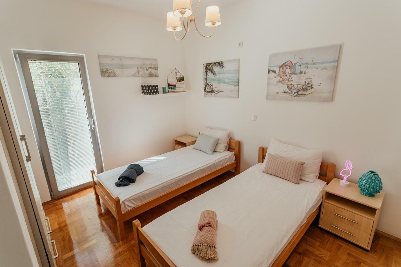 Ferienwohnung Acacia Hill A3 Ðenovići Exterior foto